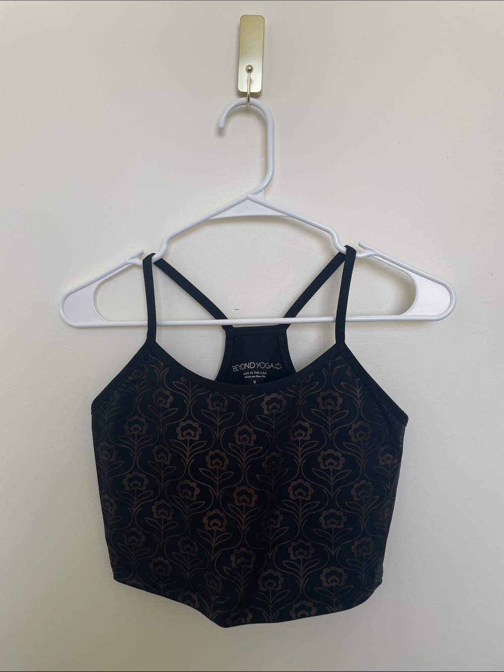 Beyond Yoga Black Floral Crop Tank with Brown Pattern
